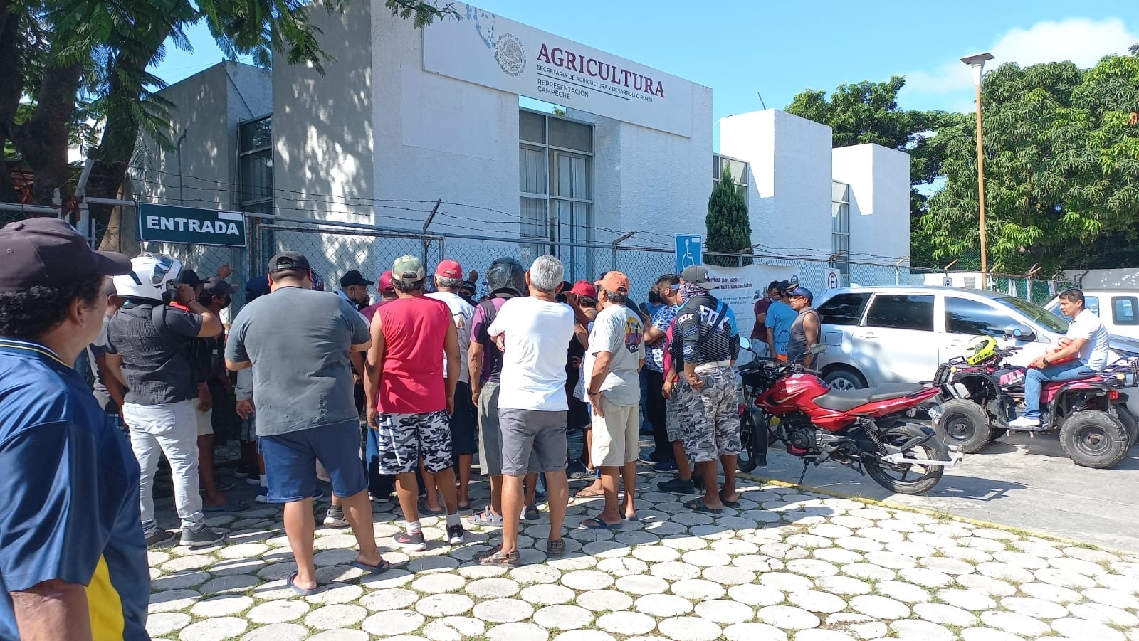 Señalan que no hay vigilancia en el mar y que se tiene presencia del crimen organizado, responsable del robo de motores y artes de pesca