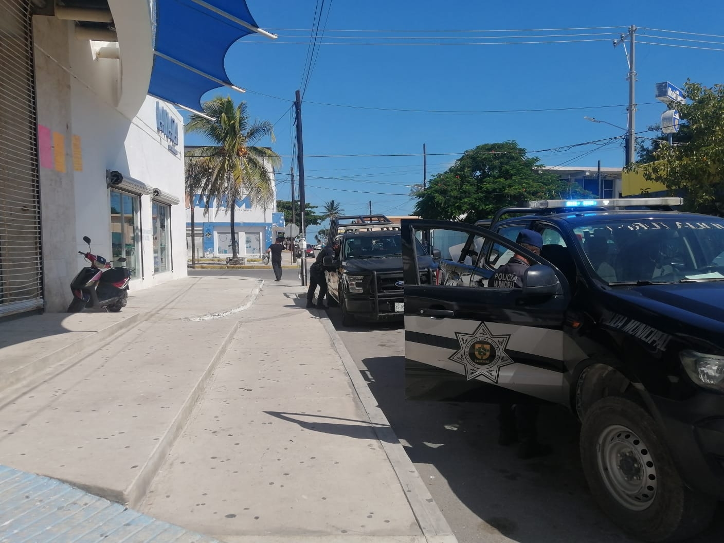 El hombre fue detenido por elementos de la policía municipal