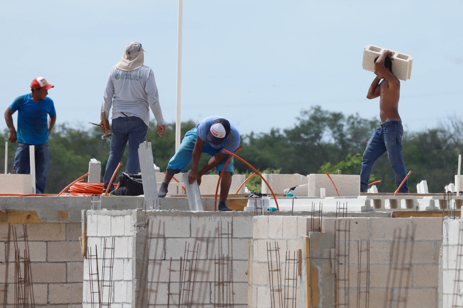 La mayoría de los albañiles buscan oportunidades en Cancún o en la Riviera Maya La mayoría de los albañiles buscan oportunidades en Cancún o en la Riviera Maya