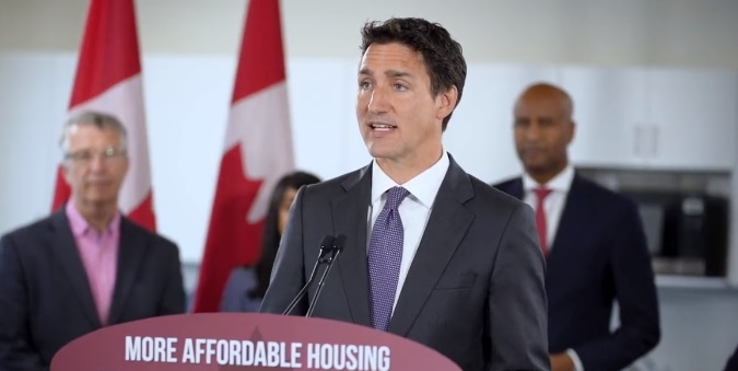 "Los canadienses siempre recordarán y apreciarán la sabiduría, la compasión y la calidez de Su Majestad", expuso