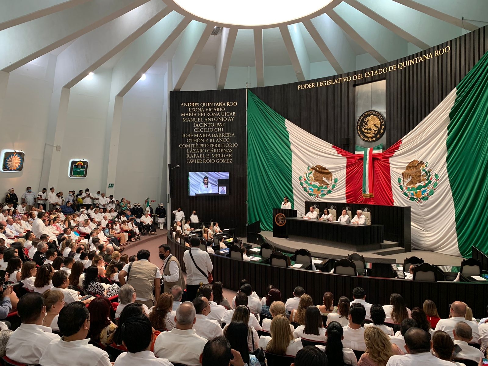 Así fue el último Informe de Carlos Joaquín, gobernador de Quintana Roo ...