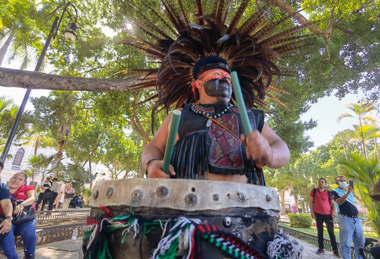 El espectáculo es en la Plaza Grande de Mérida