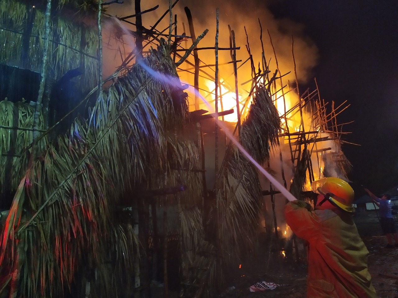 Ciudadanos recuerdan incendios del coso taurino de Tizimín; uno fue apagado con un refresco