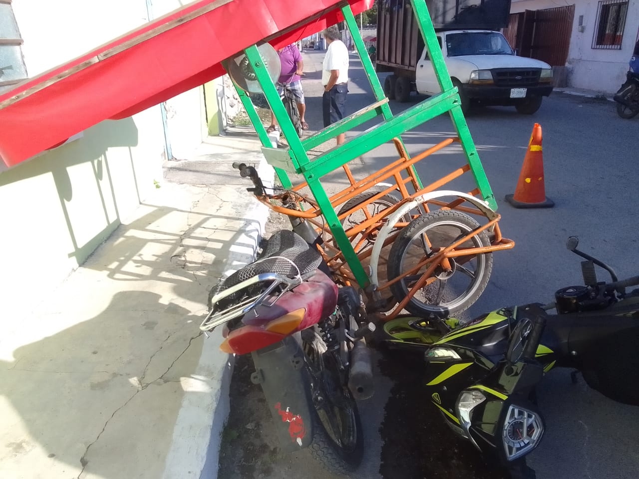 El joven fue trasladado al hospital