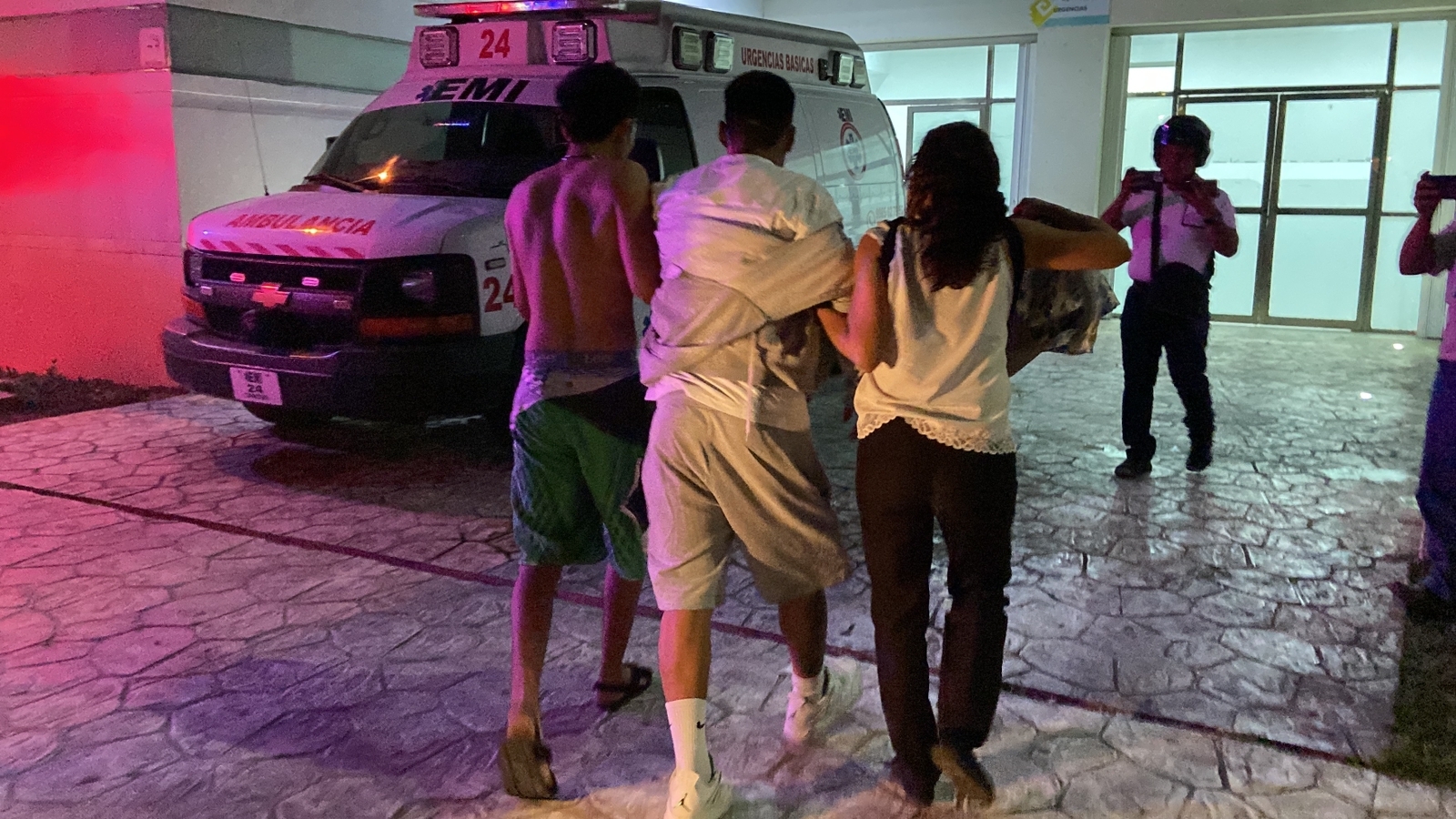 El atacante viajaba como copiloto en un taxi El atacante viajaba como copiloto en un taxi