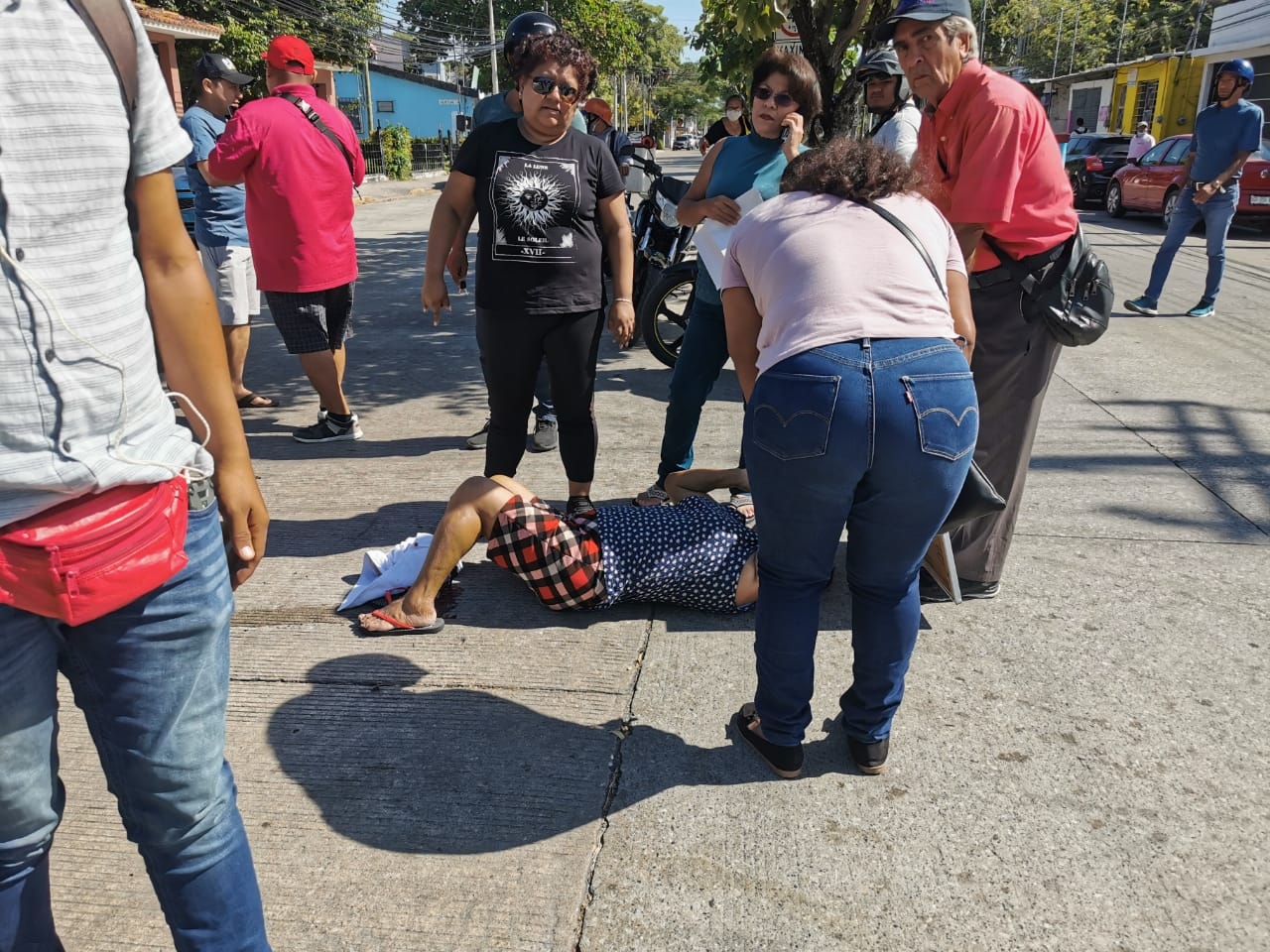 La mujer de 68 fue arrollada por una camioneta en la colonia Fovissste La mujer de 68 fue arrollada por una camioneta en la colonia Fovissste