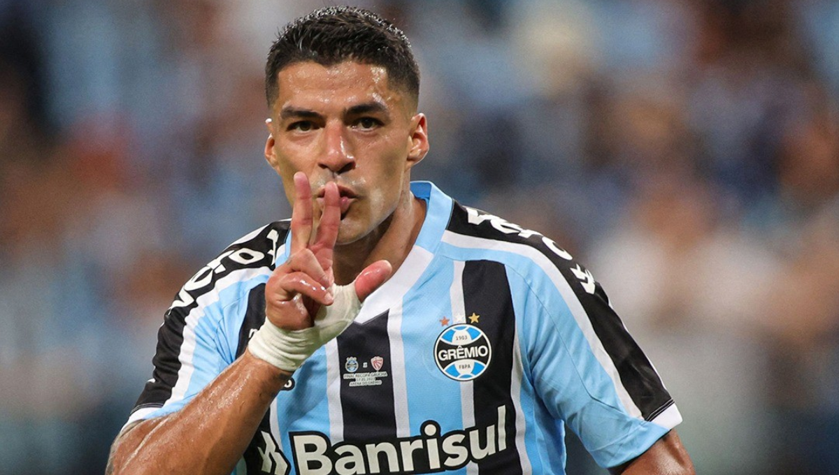 Luis Suárez jugó por primera vez en la liga de Brasil con el Gremio, luego de decirle no a Cruz Azul Luis Suárez jugó por primera vez en la liga de Brasil con el Gremio, luego de decirle no a Cruz Azul