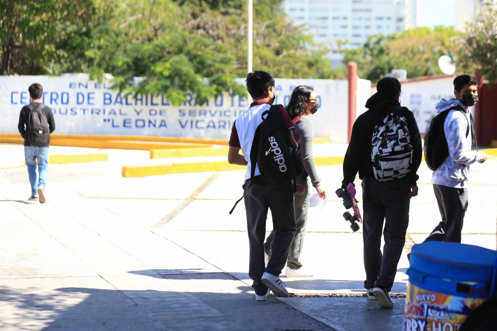 Señalan falta de información y apertura de los planteles educativos