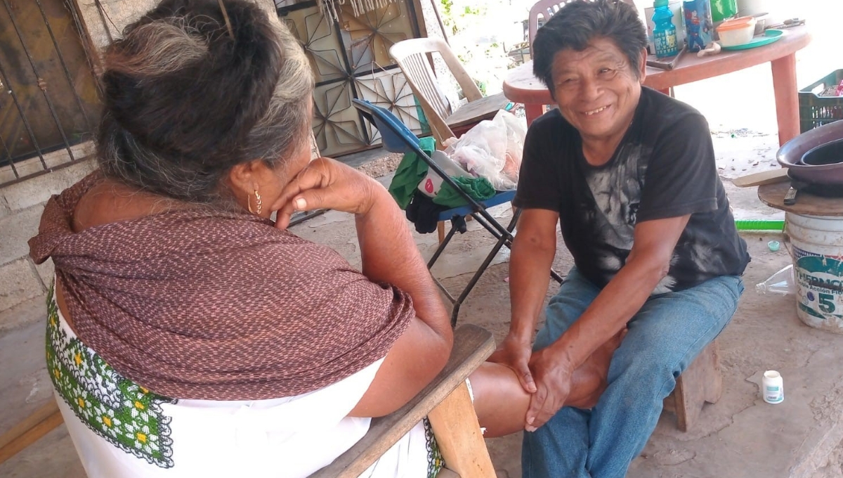 Da atención en su domicilio adonde diariamente llegan clientes en busca de sanación Da atención en su domicilio adonde diariamente llegan clientes en busca de sanación