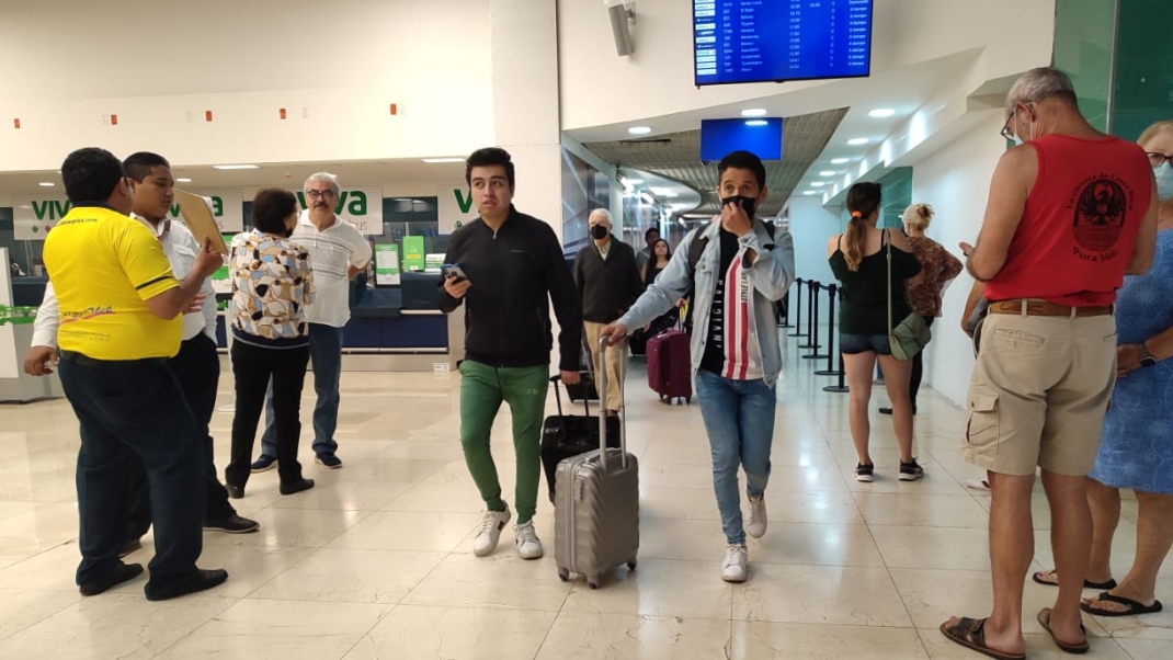 El aeropuerto de Mérida empezó operaciones desde muy temprano, con vuelos de la CDMX El aeropuerto de Mérida empezó operaciones desde muy temprano, con vuelos de la CDMX