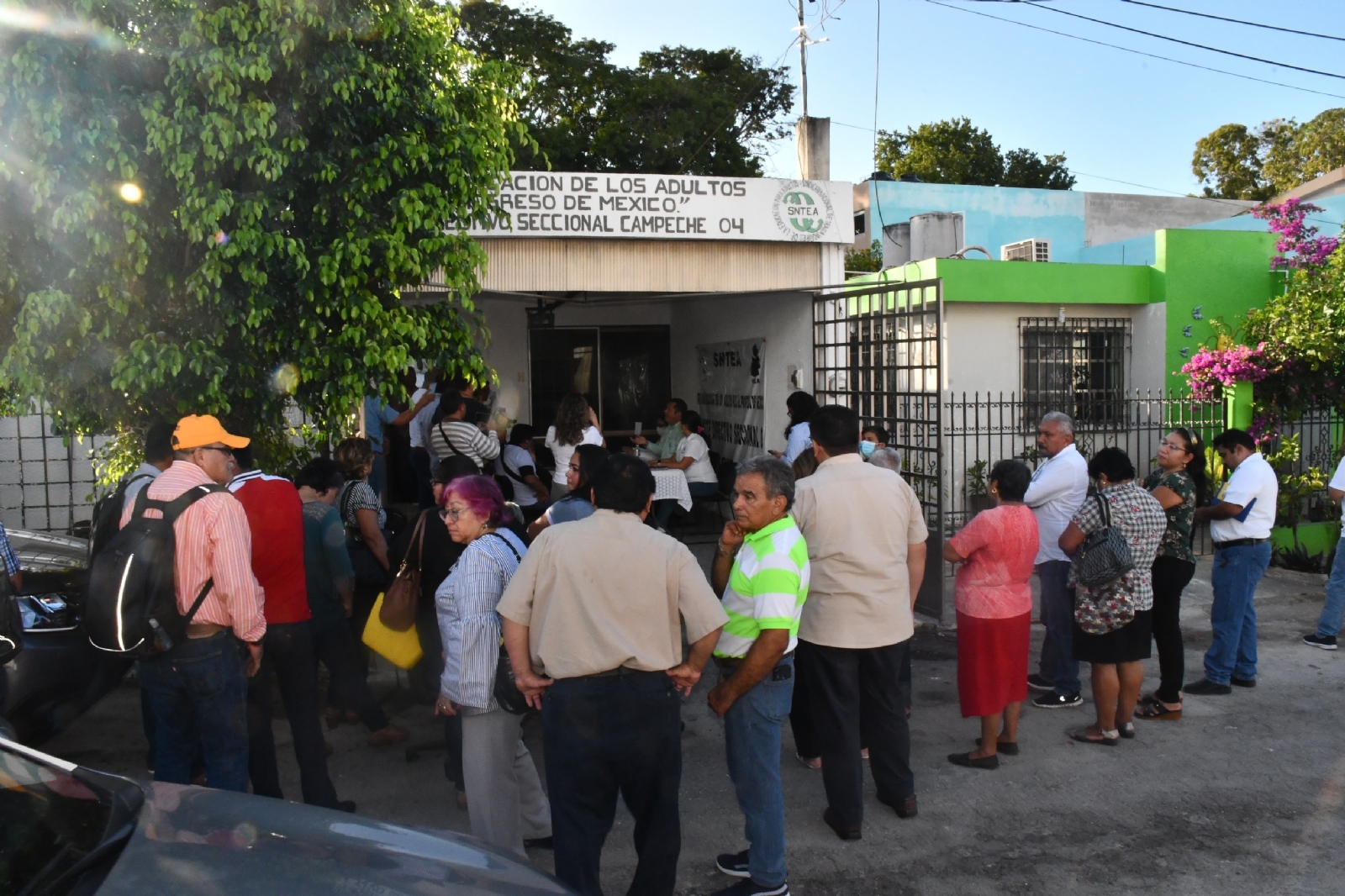 Acusa SNTEA incumplimiento del contrato colectivo, amenazas y denigración en condiciones laborales