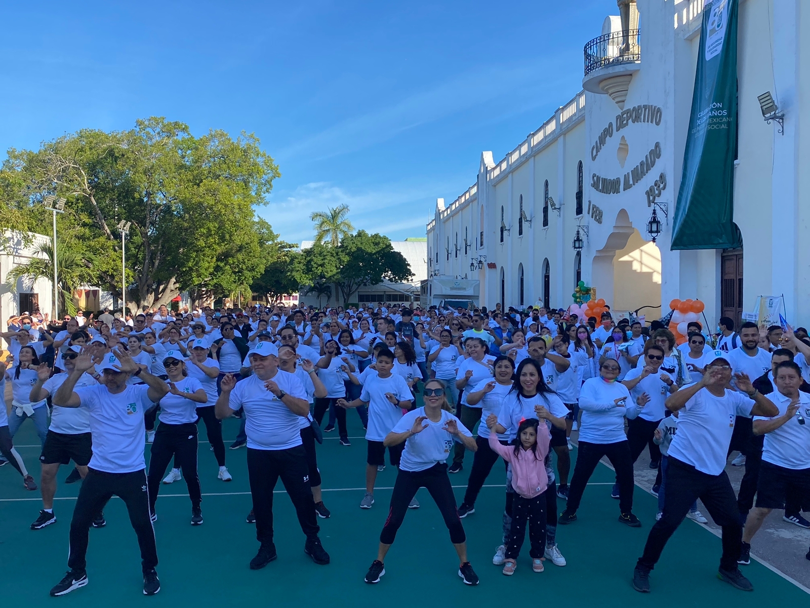Se realizaron clases de zumba y chequeos médicos gratuitos
