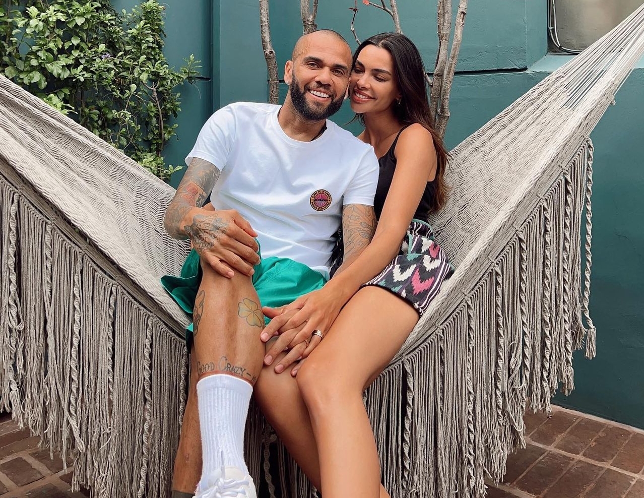 Joana Sanz, esposa de Dani Alves, se limitó a dar declaraciones