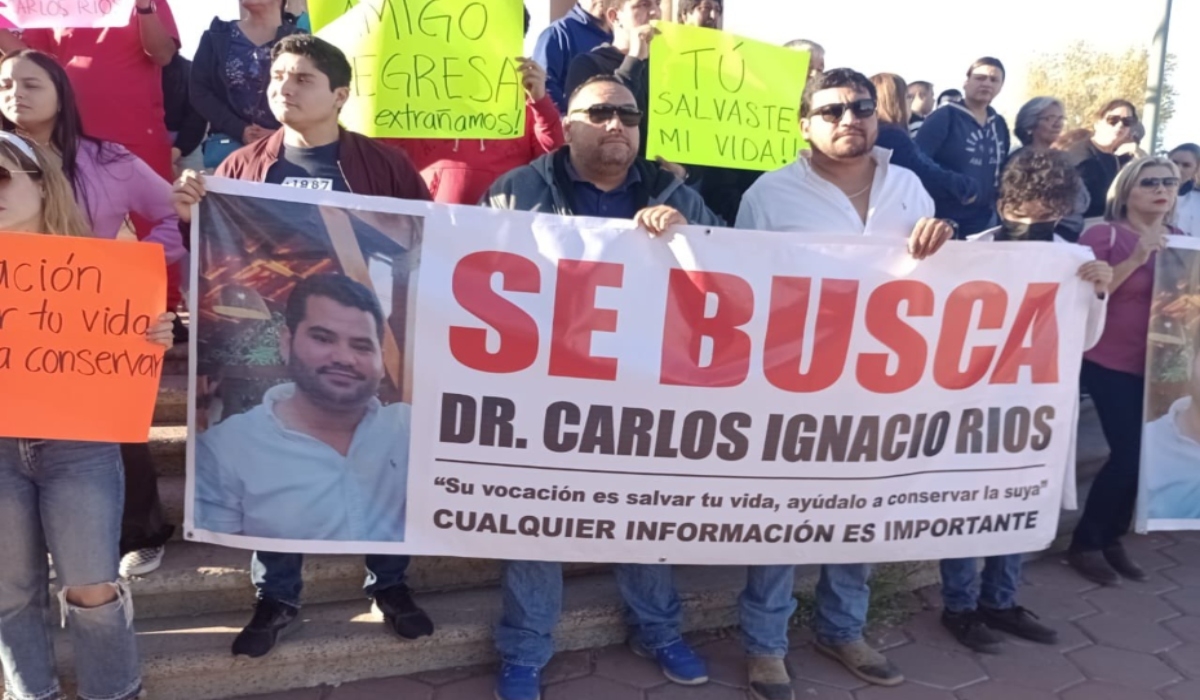 Familiares y amigos de Carlos Ignacio Ríos Basurto exigieron a las autoridades su búsqueda y localización Familiares y amigos de Carlos Ignacio Ríos Basurto exigieron a las autoridades su búsqueda y localización