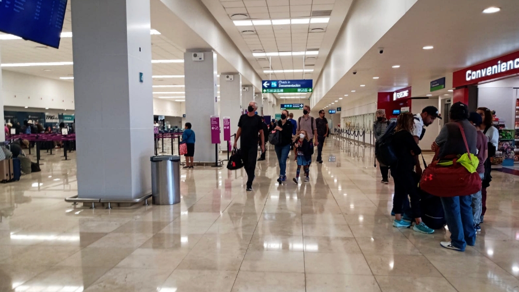 El vuelo se retrasó casi tres horas