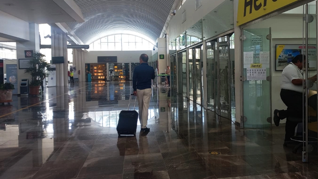 Se registra el cierre de locales ante la falta de pasajeros