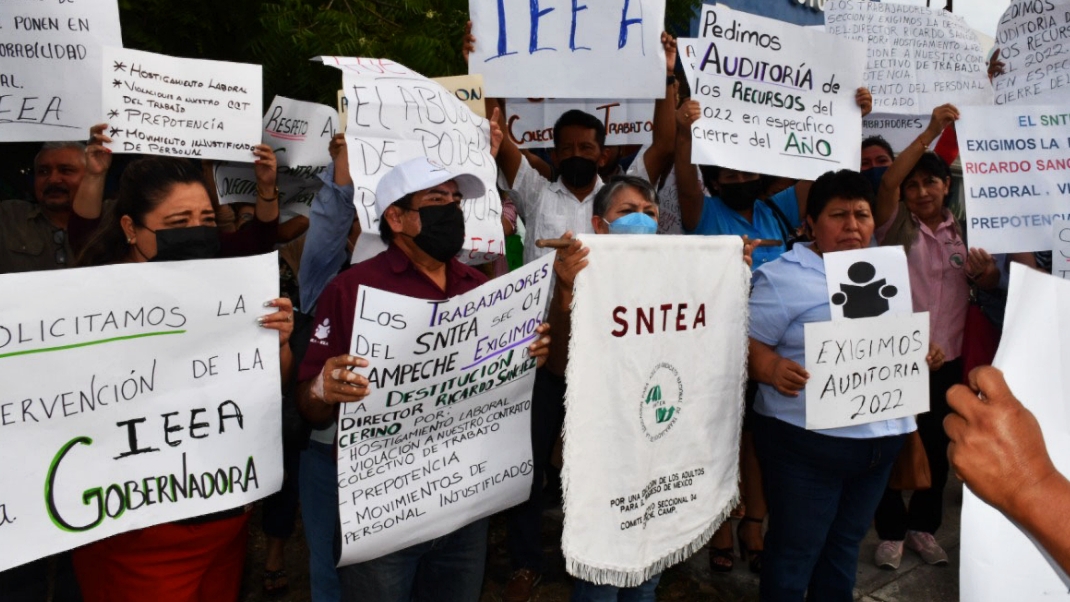 Los sindicalizados llevan varios días pidiendo la destitución del Director del IEEA
