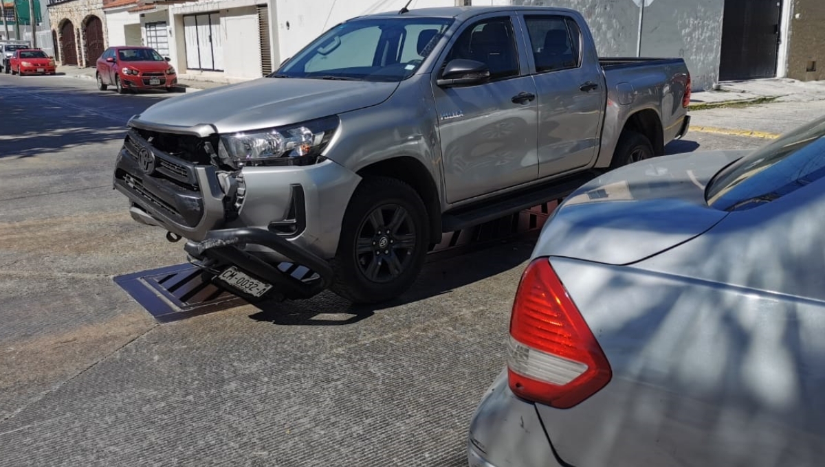 el impacto fue directo contra el costado del automóvil debido a la velocidad el impacto fue directo contra el costado del automóvil debido a la velocidad