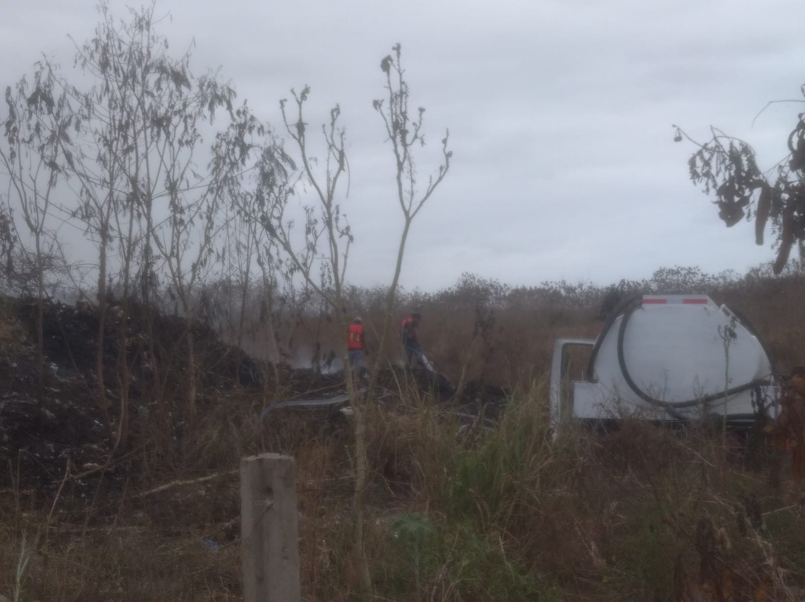El incendio en el basurero de Umán cumple su cuarto día sin que se logre controlar El incendio en el basurero de Umán cumple su cuarto día sin que se logre controlar