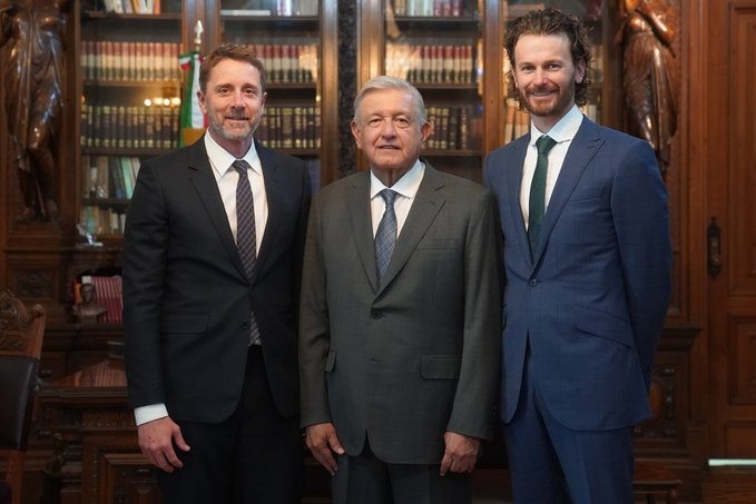 AMLO tuvo una reunión con los encargados de una realizar una serie documental sobre Islas Marías AMLO tuvo una reunión con los encargados de una realizar una serie documental sobre Islas Marías