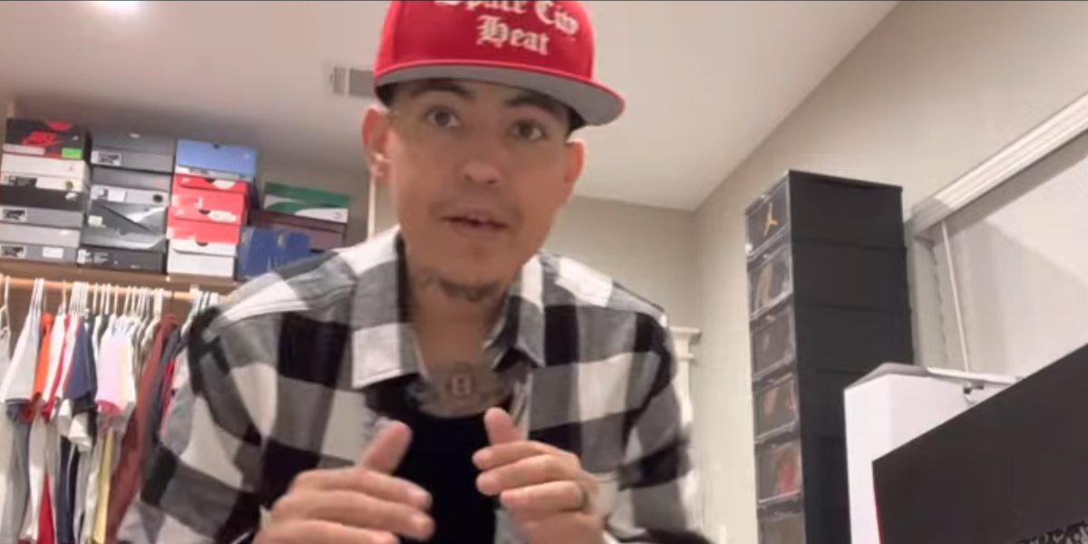 Así lucía hace un mes, en el último video que subió a su canal. Foto: Youtube