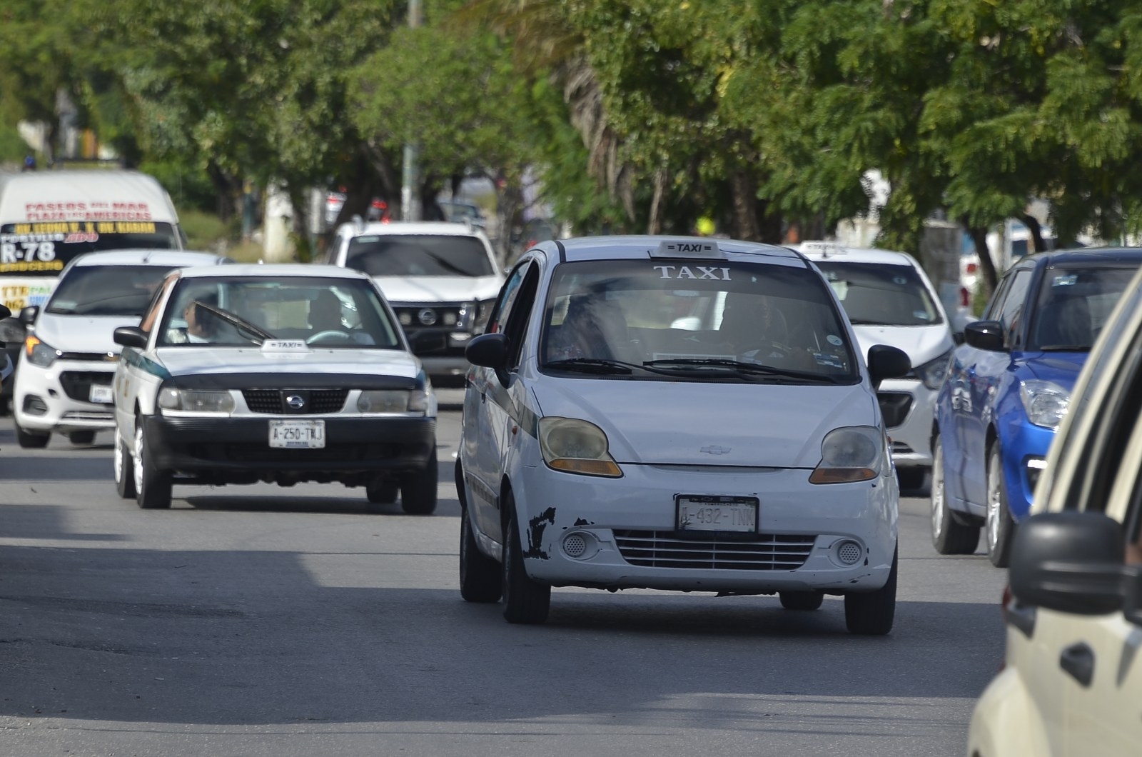 La semana pasada sufrieron al menos media docena de ataques de los taxistas en solo tres días