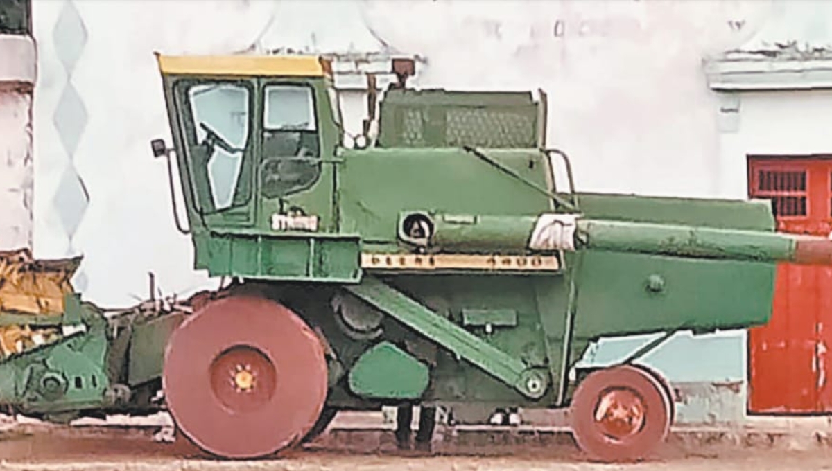 La máquina tiene un convenio con menonitas, quienes la facilitaron para la milpa La máquina tiene un convenio con menonitas, quienes la facilitaron para la milpa