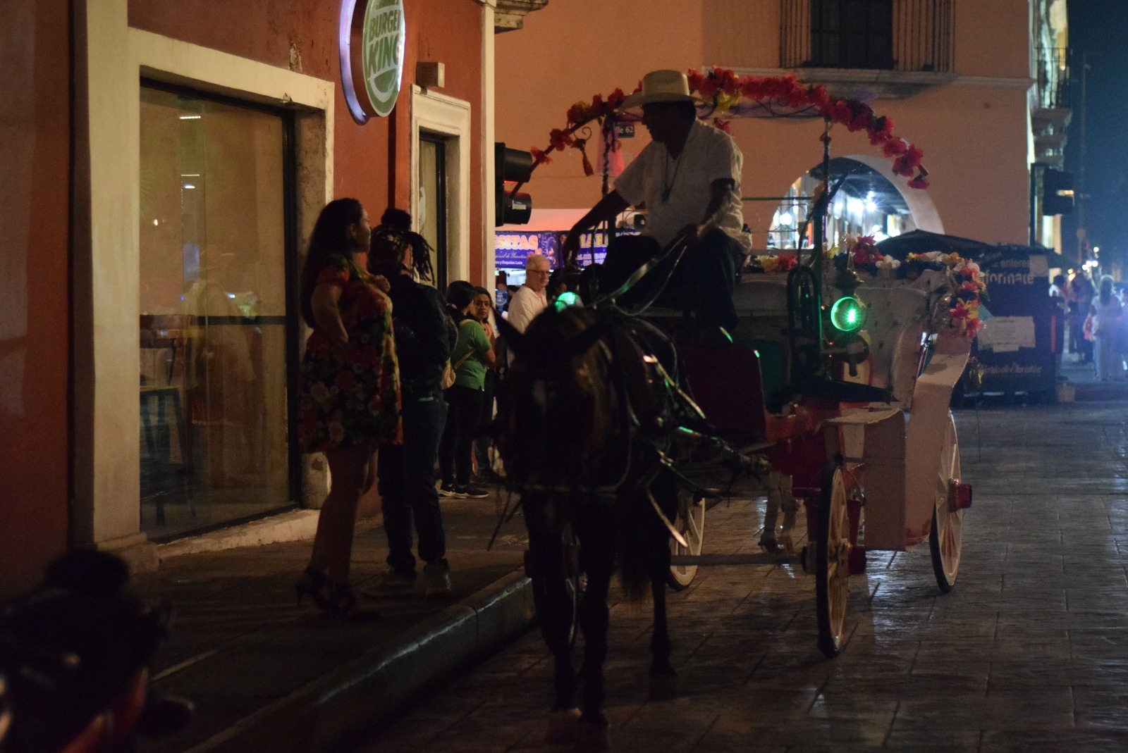 Así luce el Centro de Mérida la noche de este lunes Así luce el Centro de Mérida la noche de este lunes