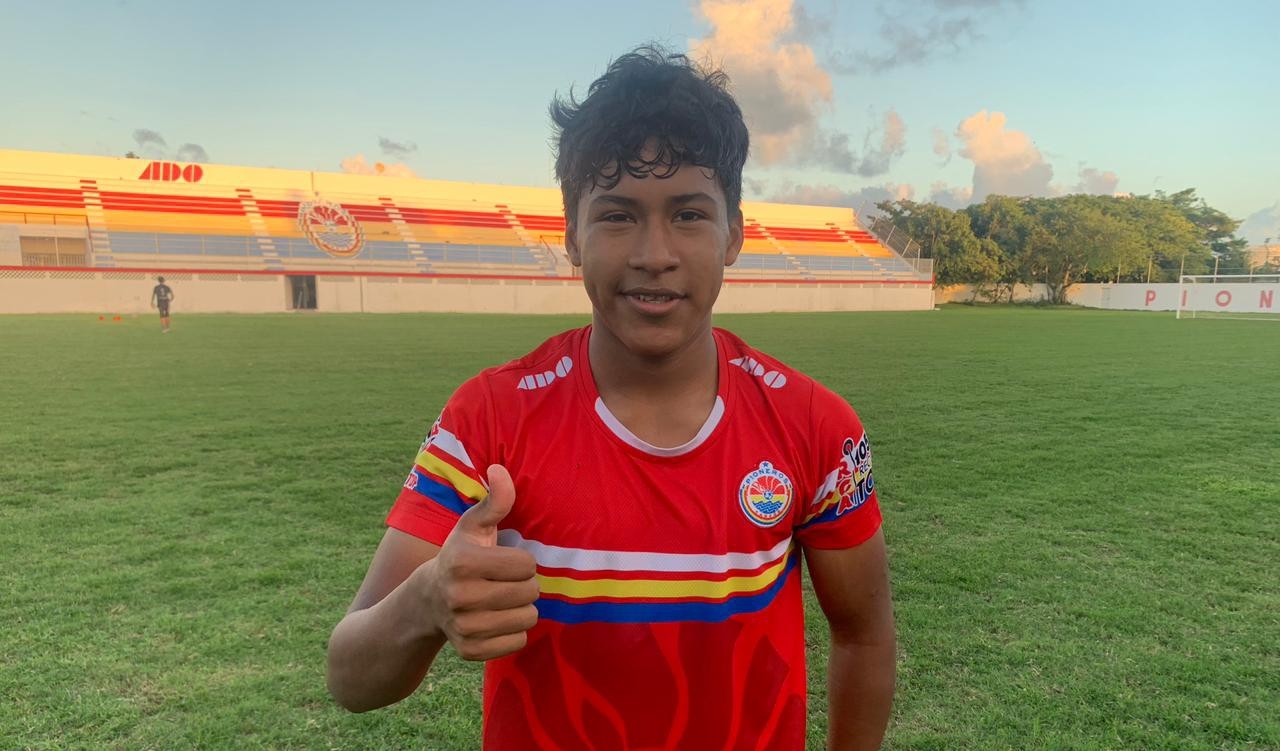 Alex Román viajará este viernes a Zapopan para integrarse a las actividades de la Selección Sur Alex Román viajará este viernes a Zapopan para integrarse a las actividades de la Selección Sur
