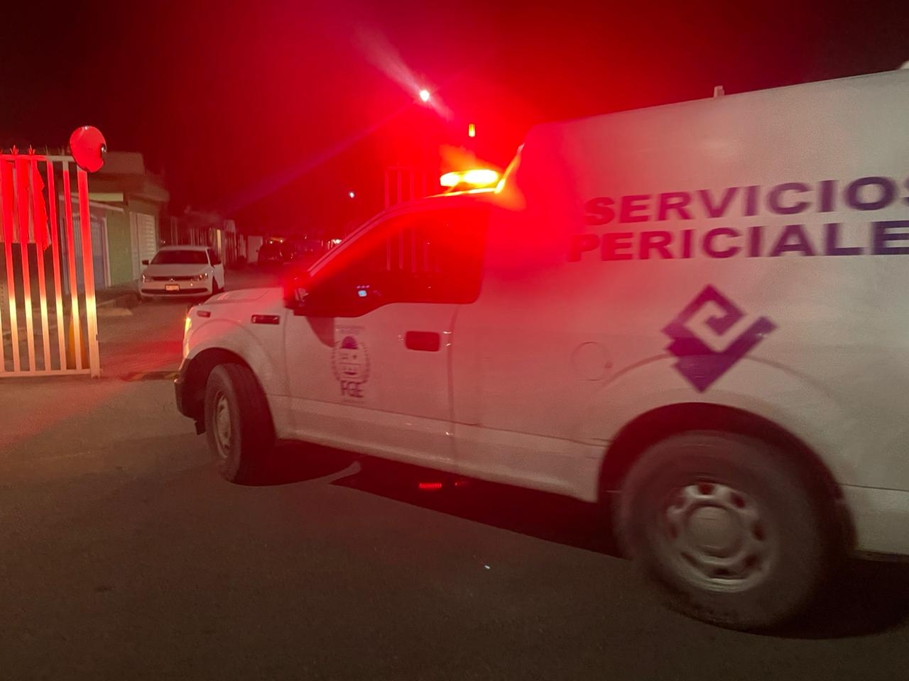 La mujer presentaba lesiones producidas por arma blanca en el cuello