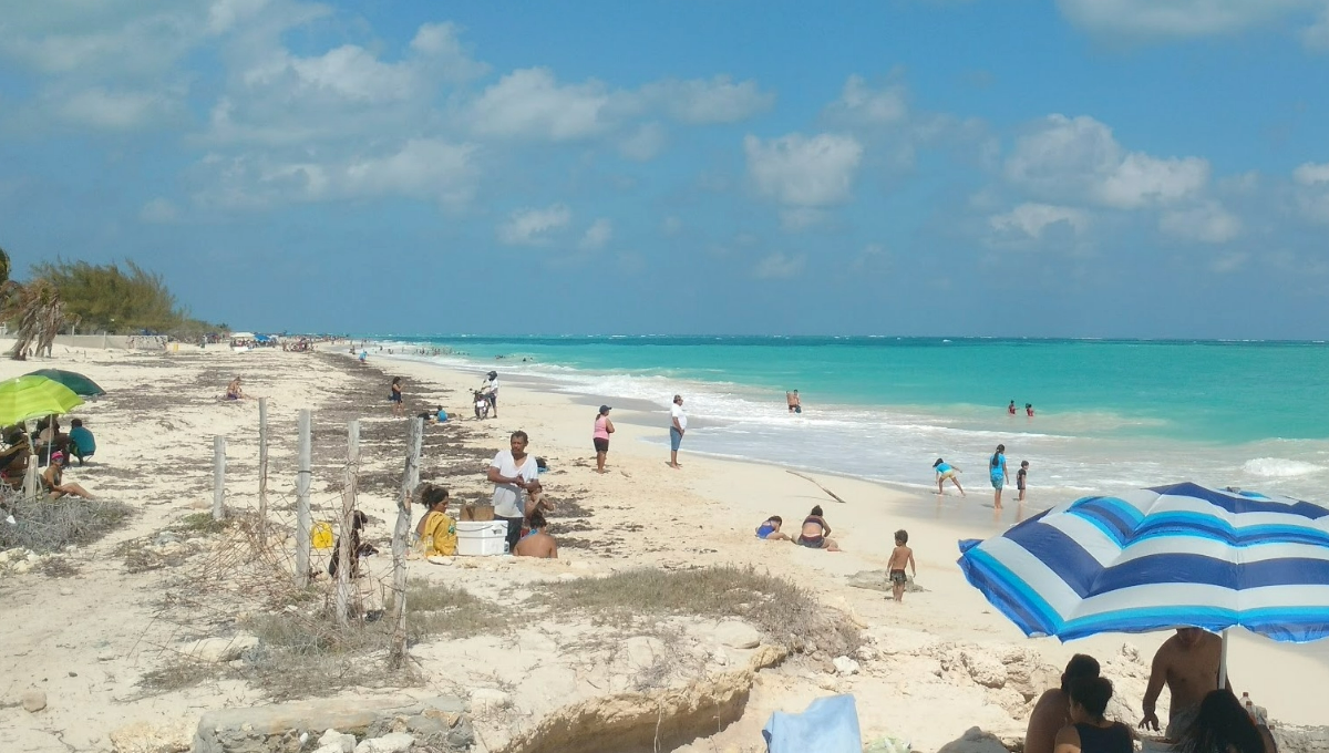En temporada alta llegan numerosos isleños y cancunenses