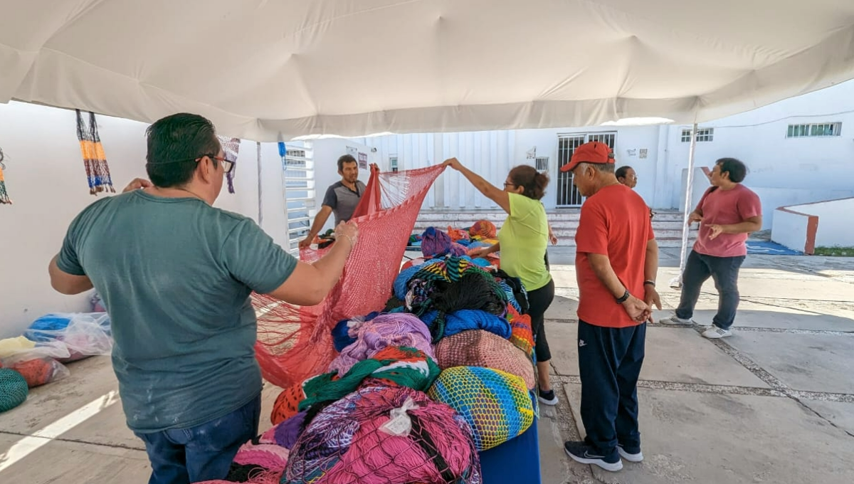 Los precios iban de los mil pesos en adelante, dependiendo del tamaño y material.