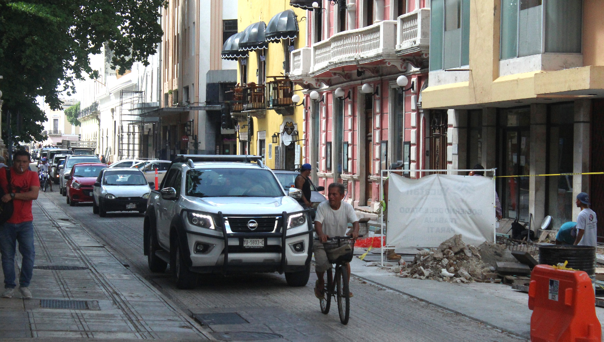 Entre los comentarios más frecuentes, la gente señala que las calles de la ciudad no están adaptadas para este problema vial