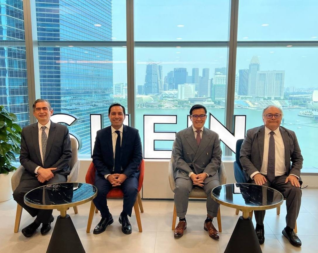 El gobernador Mauricio Vila Dosal se encuentra de viaje en Singapur