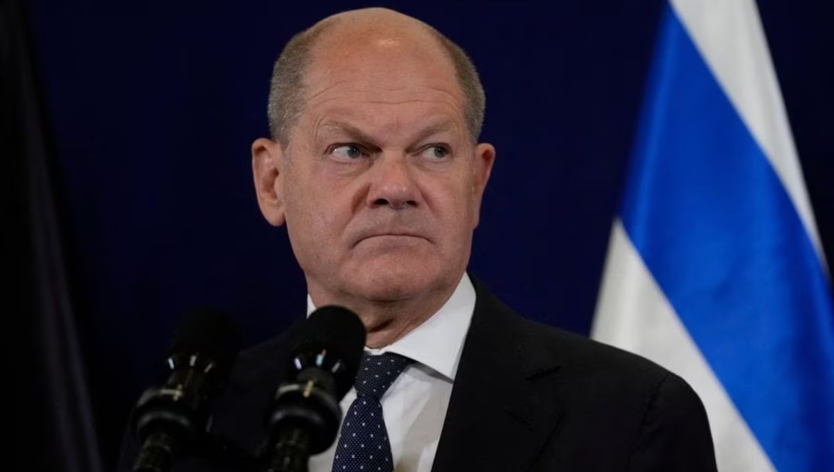El canciller alemán, Olaf Sholz, debió correr hacia un refugio antimisiles luego de que se detectará un ataque hacia el aeropuerto de Tel Aviv