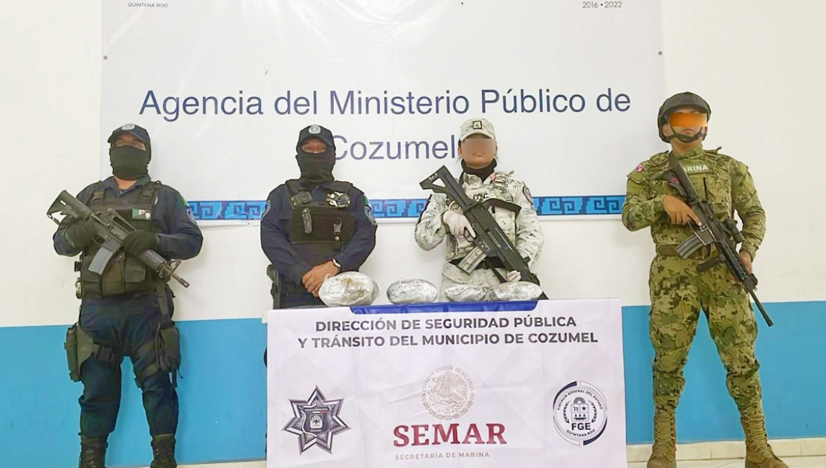 Hallan cuatro paquetes de marihuana en una paquetería ubicada en la colonia centro.