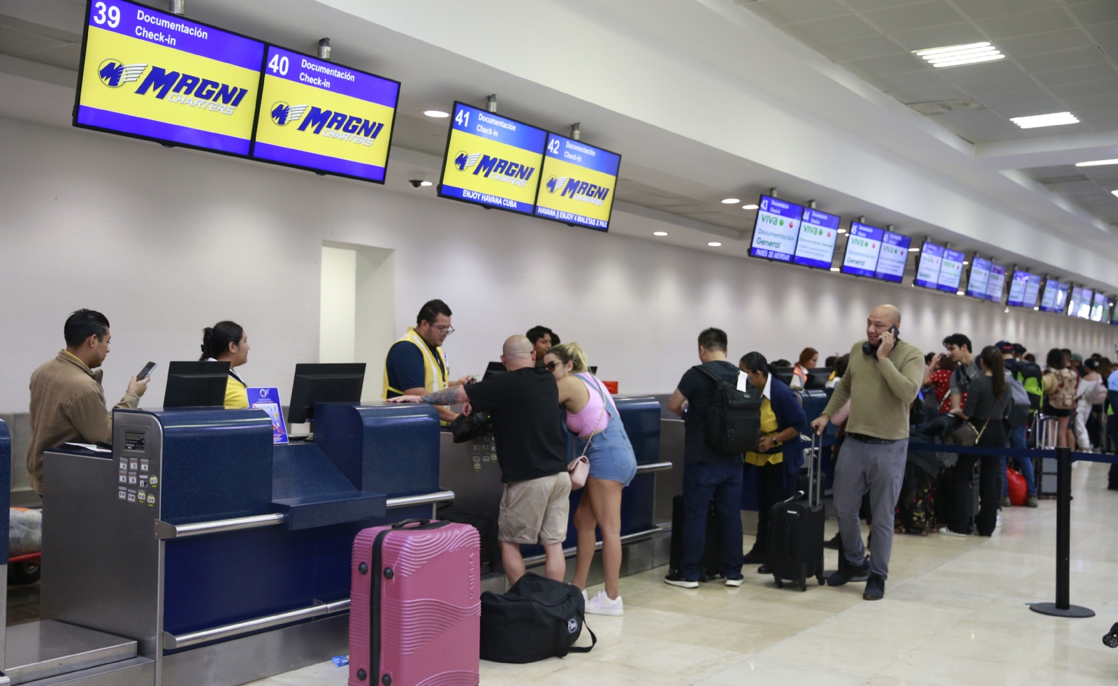 Se programaron 448 operaciones, de las que 225 fueron aterrizajes y 223 despegues