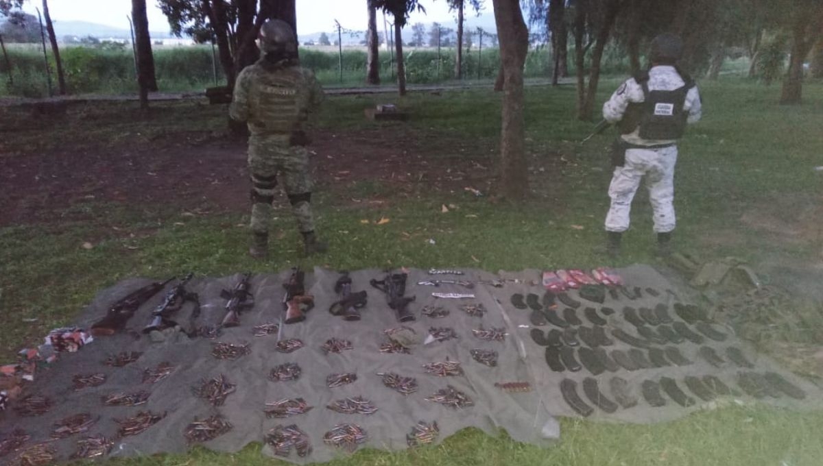 Decomiso de armas y municiones por parte de Sedena y Guardia Nacional en Michoacán Decomiso de armas y municiones por parte de Sedena y Guardia Nacional en Michoacán