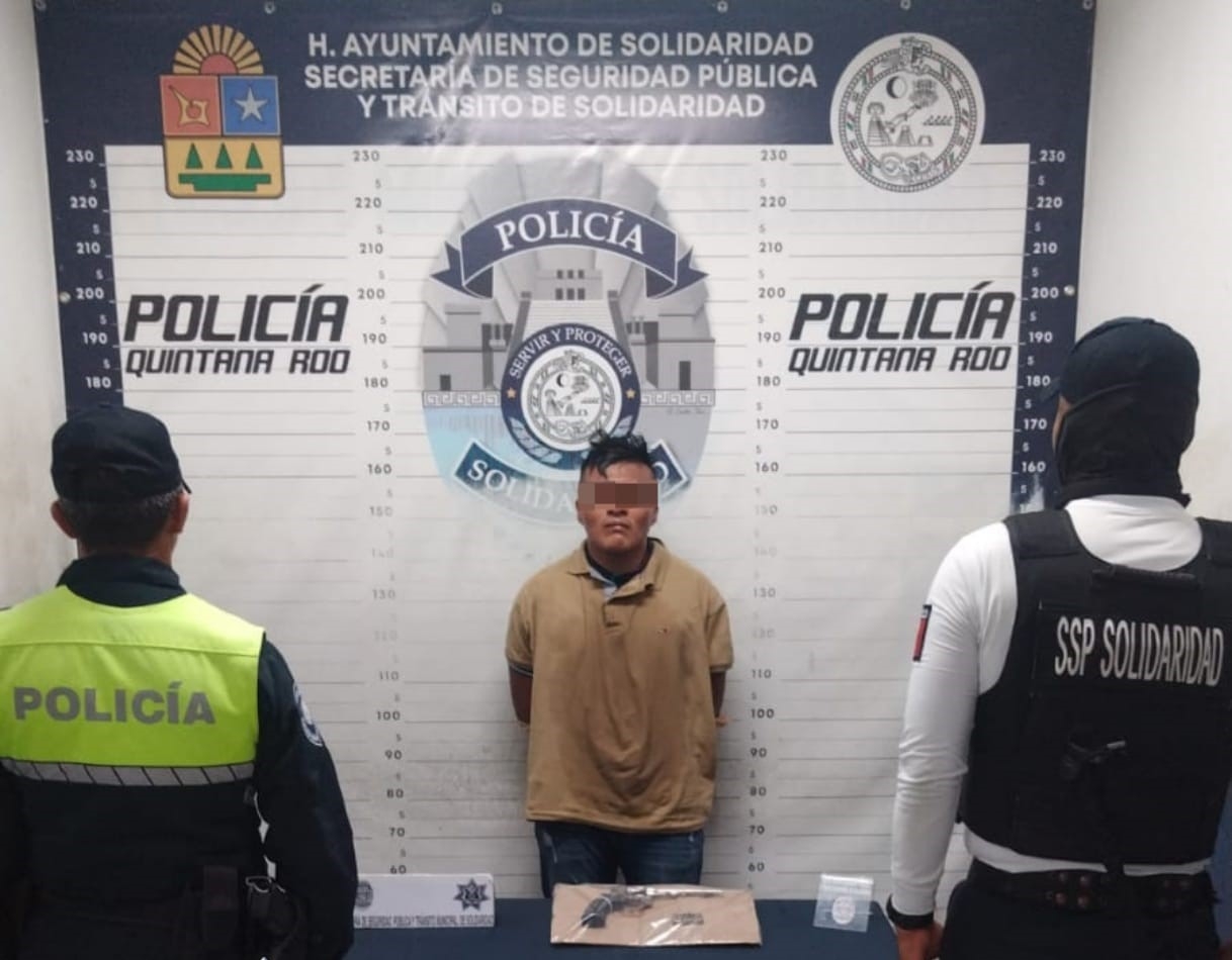 Detienen a hombre por intento de homicidio en la Quinta Avenida de Playa del Carmen