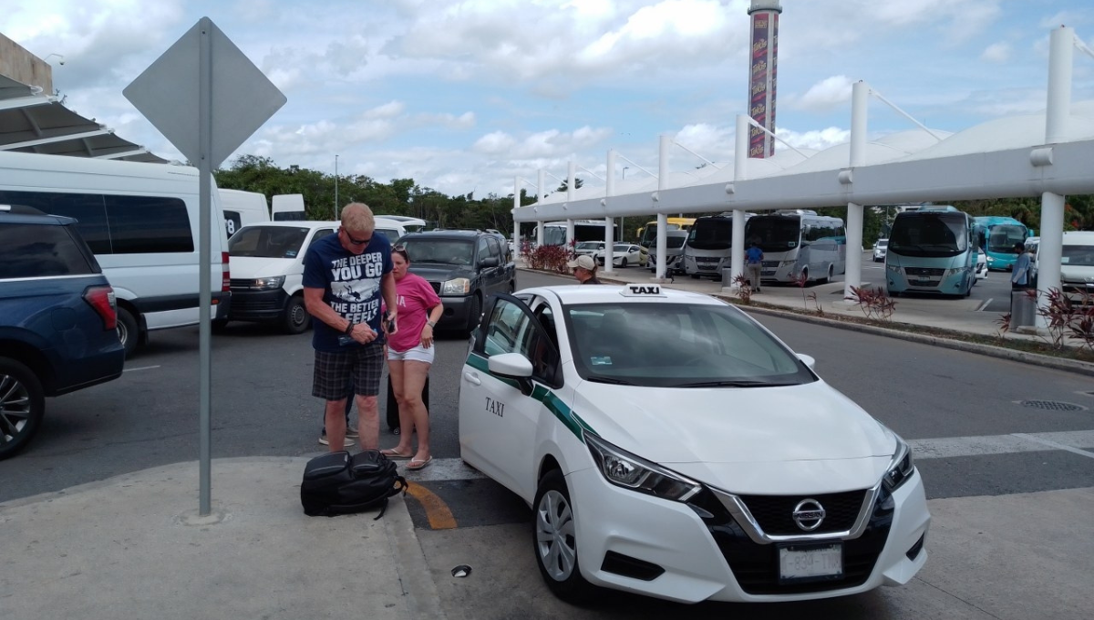Taxis del aeropuerto de Cancún y de aerolíneas: ¿Cuánta es la diferencia de tarifas?