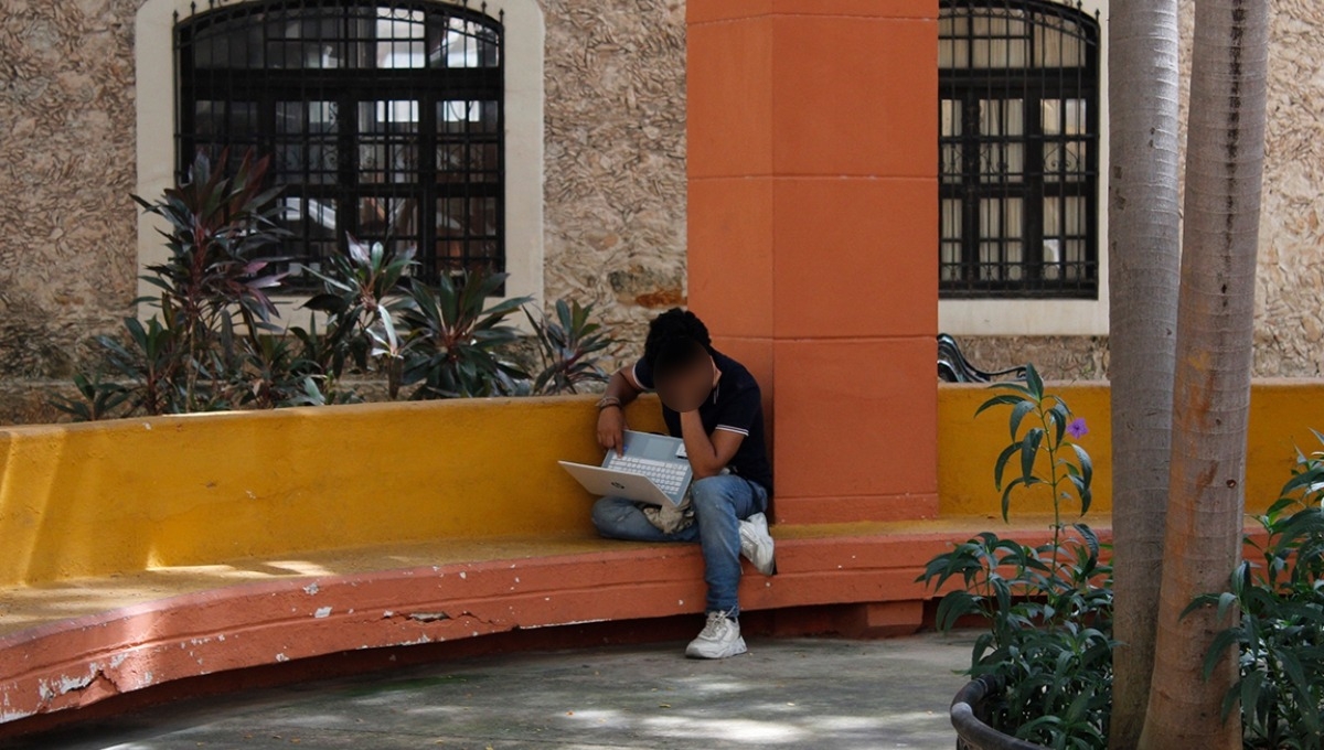 Sólo 2 de cada 100 mujeres que son acosadas por internet acuden a la Fiscalía General del Estado para denunciar