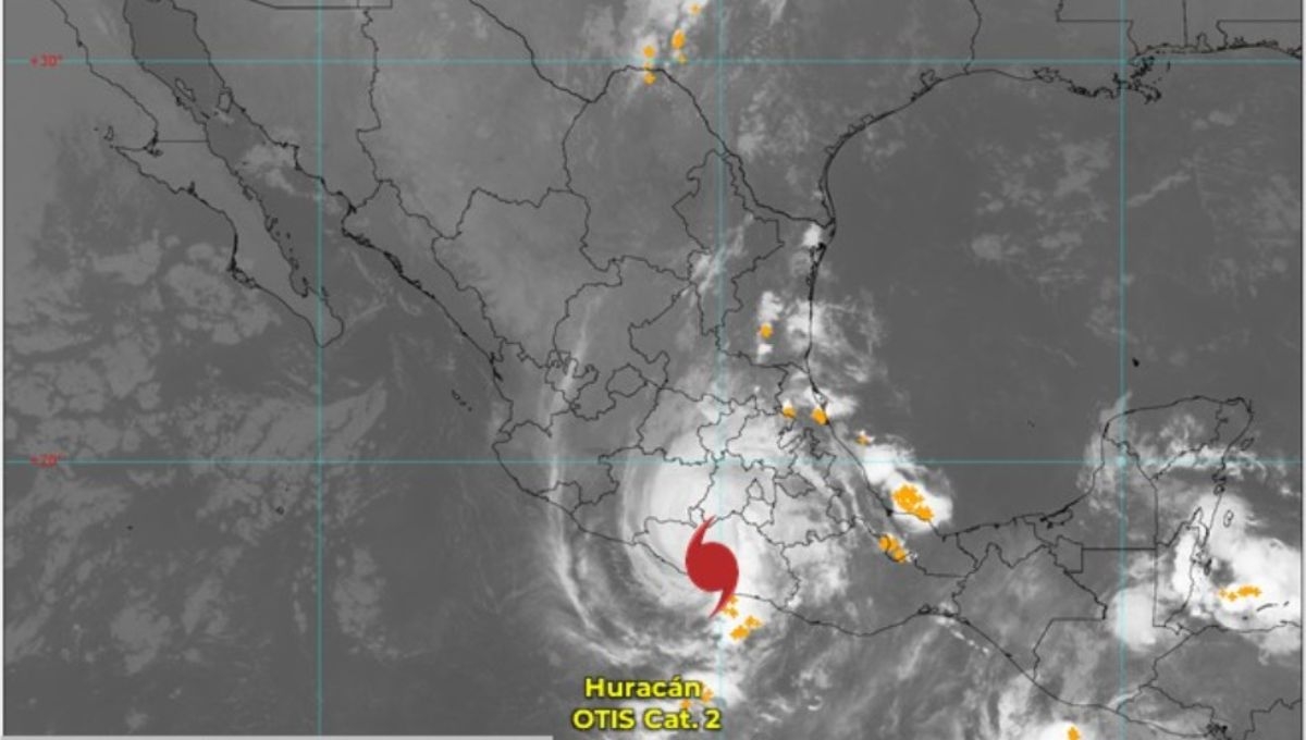 Huracán Otis tocó tierra y se degradó a categoría 2 Huracán Otis tocó tierra y se degradó a categoría 2