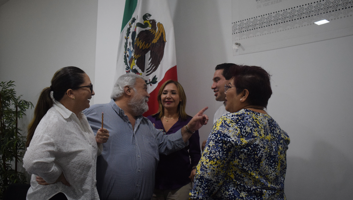 La lectura de su currículum destacó que Baeza Mézquita ha participado en diversos cursos nacionales e internacionales