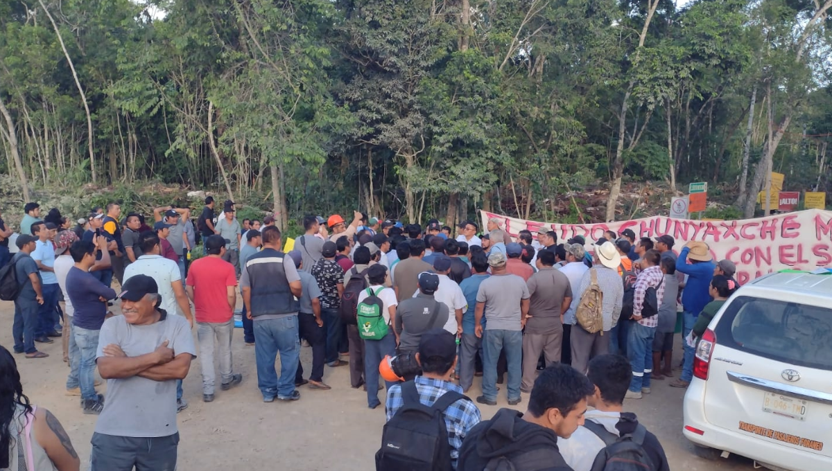 Los inconformes aseguraron que estarían apostados en el lugar hasta que sean atendidos