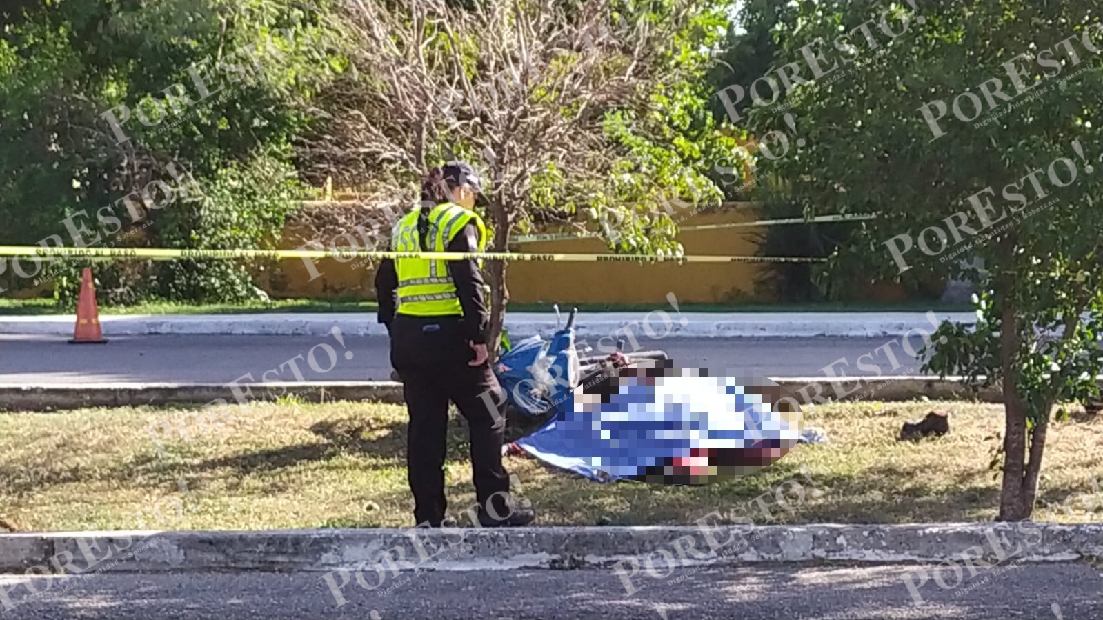Testigos señalaron que la mujer habría sufrido un ataque cardiaco cuando conducía su motocicleta