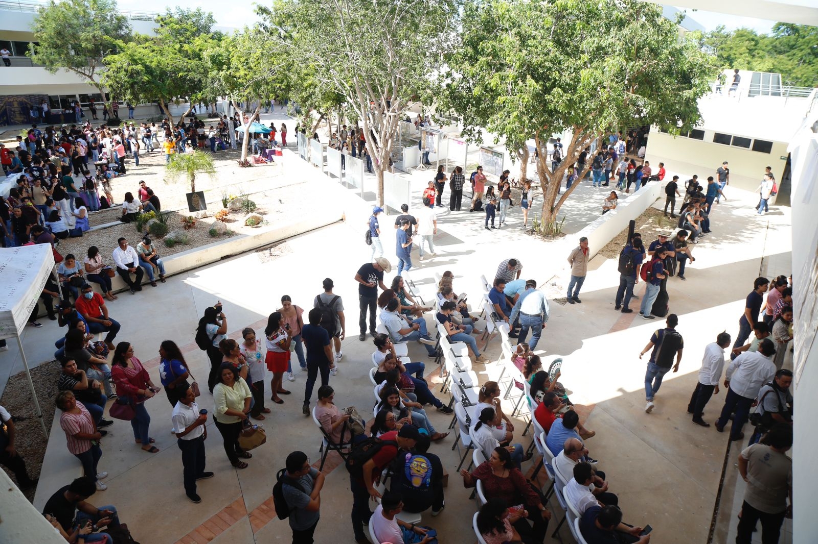 Estudiantes de la UADY pueden tener acceso a las becas Estudiantes de la UADY pueden tener acceso a las becas