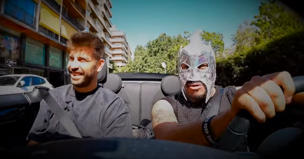 En su viaje habló de su paso por el futbol y también de Shakira