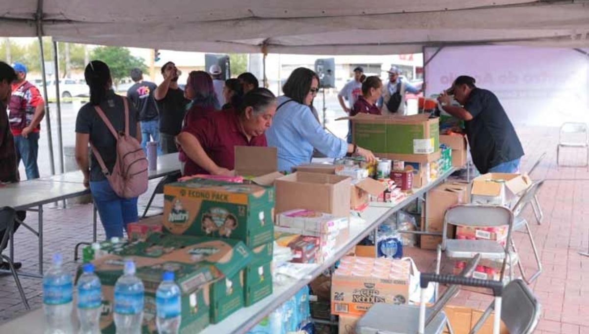 El día de hoy se están trasladando 2,993 despensas y 29,800 litros de agua