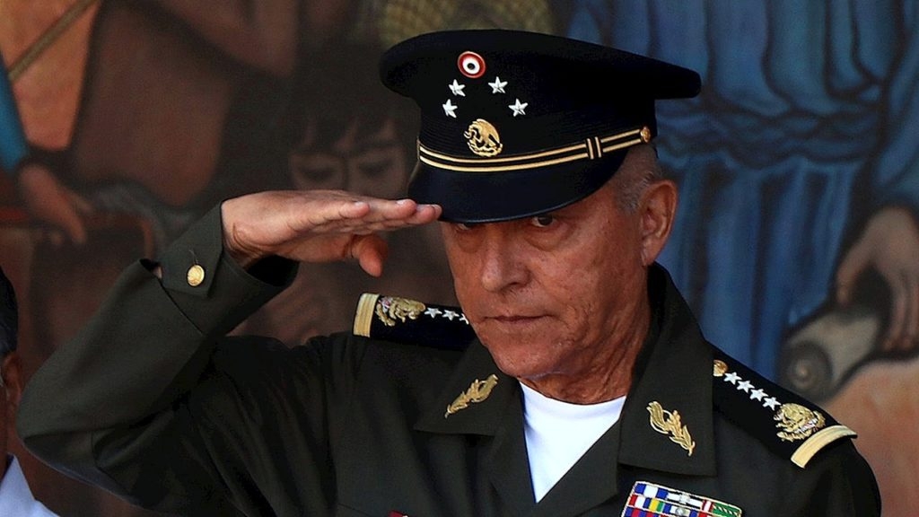 Así fue la detención de Salvador Cienfuegos en EU Así fue la detención de Salvador Cienfuegos en EU