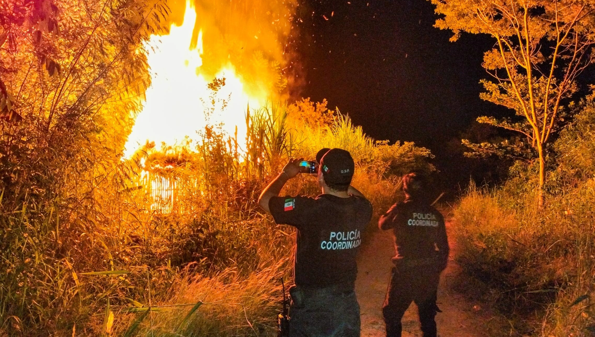 Los habitantes comentaron que el dueño de la casa arriba de vez en cuando solo a limpiar el terreno